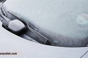 9 روش پاک کردن شیشه یخ زده خودرو